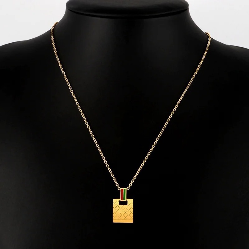 ◾️ 18k Gold Plated Luxury High Quality Square Pendant Necklace